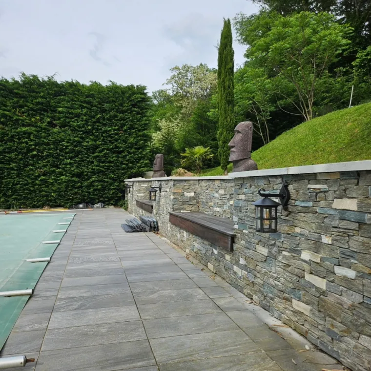 Remplacement d'éclairage extérieur pour terrasse d'une maison à Saint-Étienne