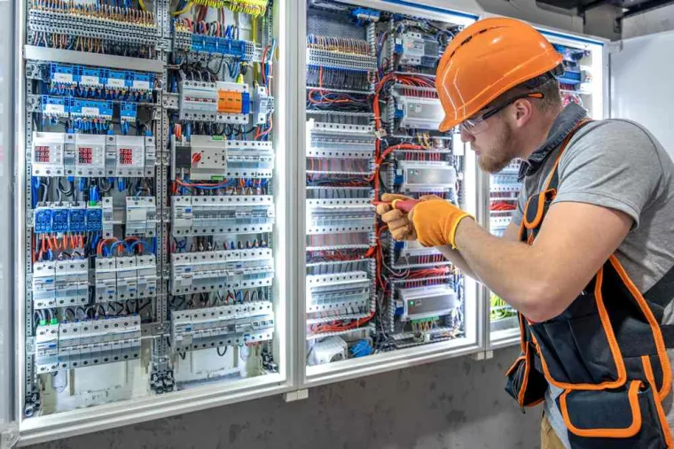 Installer une GTB pour réussir sa transition énergétique à Saint-Chamond, Saint-Étienne, BJ Connect 42
